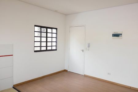 sala de kitnet/studio para alugar com 1 quarto, 29m² em Centro, Osasco