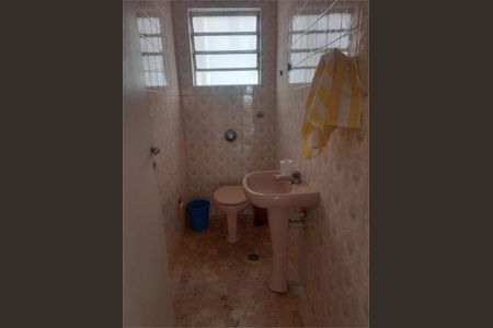 Casa à venda com 131m², 3 quartos e 2 vagas