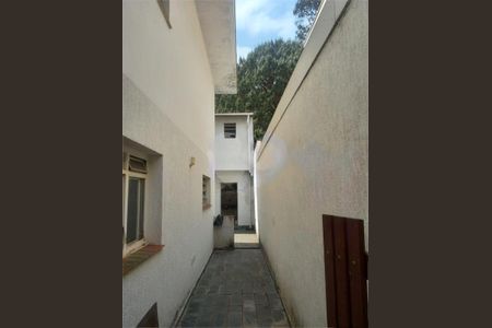 Casa à venda com 131m², 3 quartos e 2 vagas