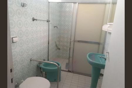 Casa à venda com 131m², 3 quartos e 2 vagas