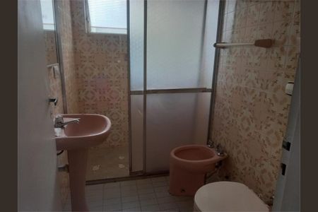 Casa à venda com 131m², 3 quartos e 2 vagas