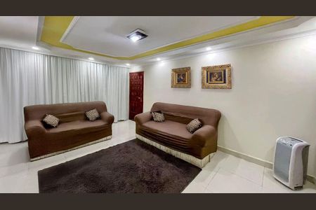 Casa à venda com 3 quartos, 145m² em Parque Sao Domingos, São Paulo