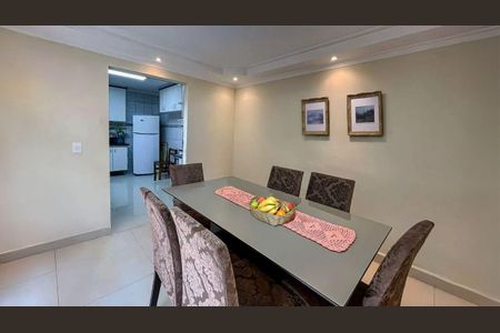 Casa à venda com 3 quartos, 145m² em Parque Sao Domingos, São Paulo