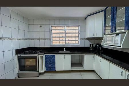 Casa à venda com 3 quartos, 145m² em Parque Sao Domingos, São Paulo