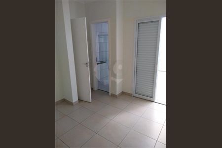 Casa à venda com 3 quartos, 129m² em Jardim Luanda, São Paulo