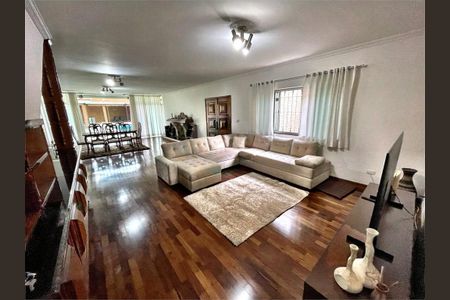 Casa à venda com 4 quartos, 517m² em Interlagos, São Paulo