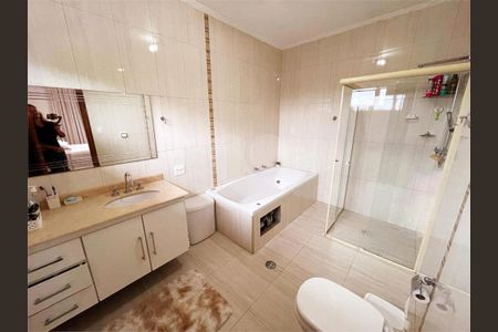 Casa à venda com 517m², 4 quartos e 6 vagas