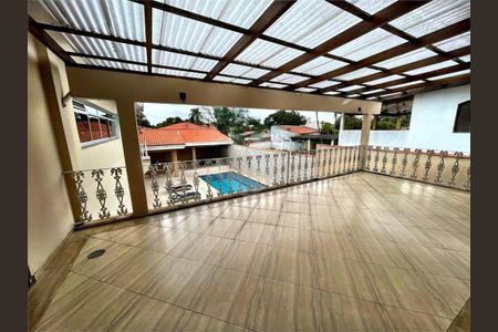 Casa à venda com 517m², 4 quartos e 6 vagas