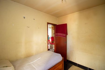 Quarto 2 de apartamento à venda com 2 quartos, 60m² em Parque Maracana, Contagem