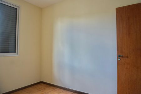Apartamento para alugar com 100m², 3 quartos e 2 vagasQuarto 2