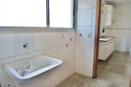 Apartamento para alugar com 100m², 3 quartos e 2 vagasÁrea de Serviço