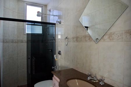 Apartamento para alugar com 100m², 3 quartos e 2 vagasBanheiro