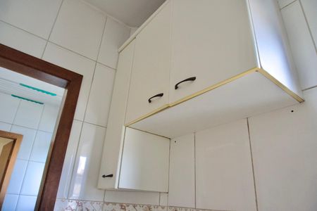 Apartamento para alugar com 100m², 3 quartos e 2 vagasCozinha - Armários