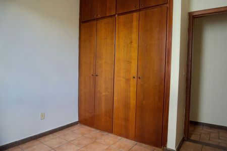Apartamento para alugar com 100m², 3 quartos e 2 vagasQuarto 3