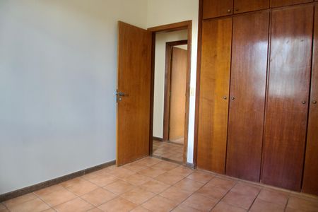 Apartamento para alugar com 100m², 3 quartos e 2 vagasQuarto 2
