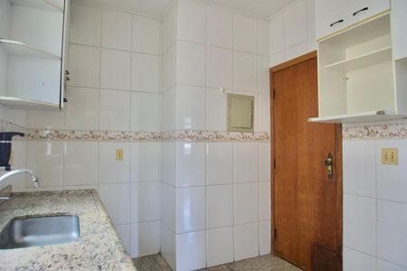 Apartamento para alugar com 100m², 3 quartos e 2 vagasCozinha