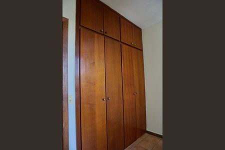 Apartamento para alugar com 100m², 3 quartos e 2 vagasQuarto 2 - Armário