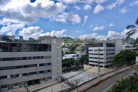 Apartamento para alugar com 100m², 3 quartos e 2 vagasQuarto 2 - Vista