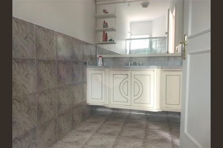 Casa à venda com 520m², 4 quartos e 6 vagas