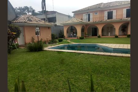 Casa à venda com 520m², 4 quartos e 6 vagas