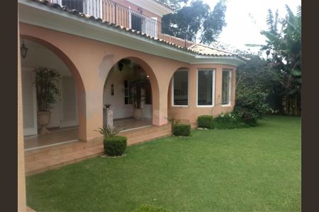 Casa à venda com 520m², 4 quartos e 6 vagas