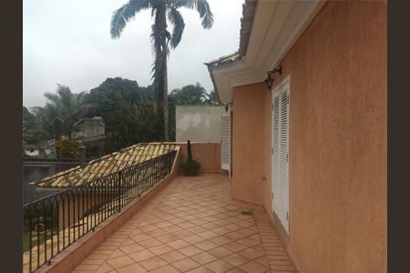 Casa à venda com 520m², 4 quartos e 6 vagas