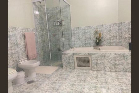 Casa à venda com 520m², 4 quartos e 6 vagas