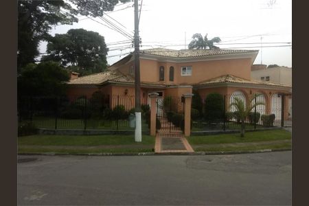Casa à venda com 520m², 4 quartos e 6 vagas