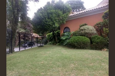 Casa à venda com 520m², 4 quartos e 6 vagas