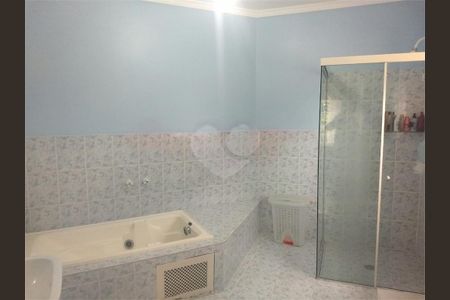 Casa à venda com 520m², 4 quartos e 6 vagas