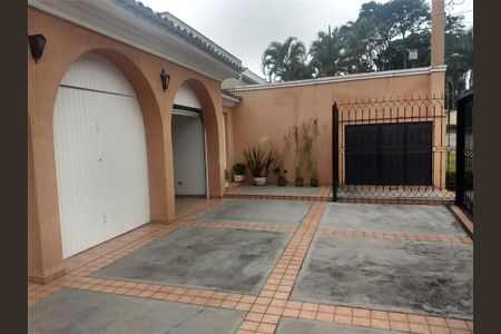 Casa à venda com 520m², 4 quartos e 6 vagas