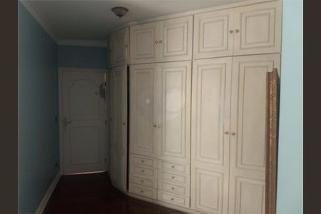 Casa à venda com 4 quartos, 520m² em Interlagos, São Paulo