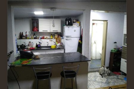 Casa à venda com 170m², 6 quartos e 1 vaga