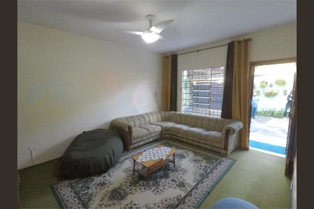 Casa à venda com 4 quartos, 248m² em Jardim Santa Helena, São Paulo