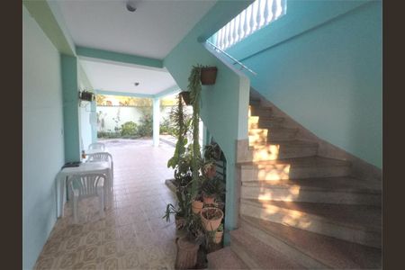 Casa à venda com 248m², 4 quartos e 5 vagas