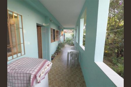 Casa à venda com 248m², 4 quartos e 5 vagas