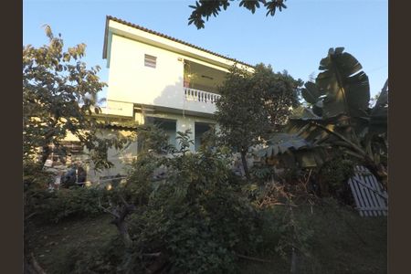 Casa à venda com 248m², 4 quartos e 5 vagas