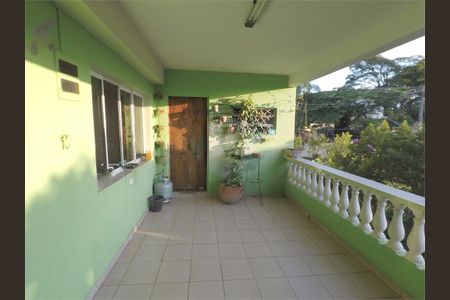 Casa à venda com 248m², 4 quartos e 5 vagas