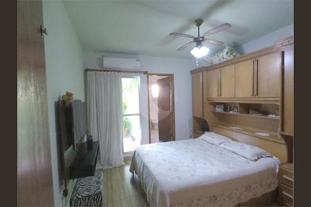 Casa à venda com 248m², 4 quartos e 5 vagas