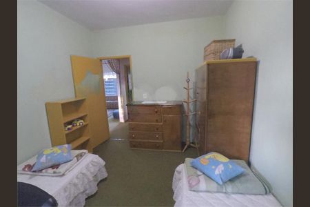 Casa à venda com 248m², 4 quartos e 5 vagas