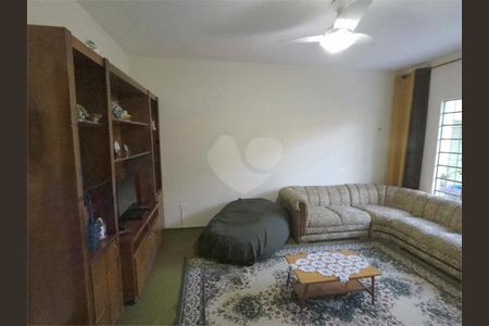 Casa à venda com 248m², 4 quartos e 5 vagas