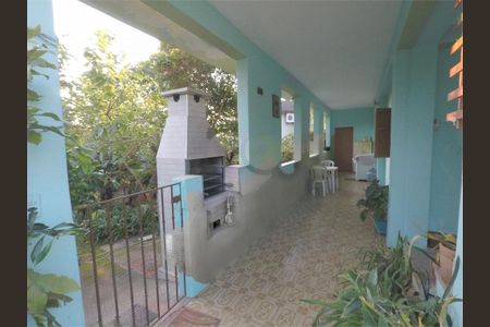 Casa à venda com 248m², 4 quartos e 5 vagas