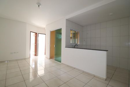 Sala de apartamento para alugar com 2 quartos, 40m² em Cidade São Jorge, Santo André
