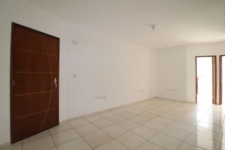 Sala de apartamento para alugar com 2 quartos, 40m² em Cidade São Jorge, Santo André