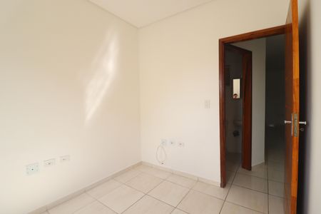Quarto 1 de apartamento para alugar com 2 quartos, 40m² em Cidade São Jorge, Santo André