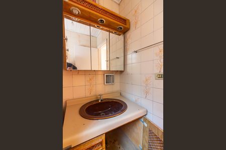 Casa à venda com 170m², 2 quartos e 4 vagas Casa à venda com 170m², 2 quartos e 4 vagasBanheiro