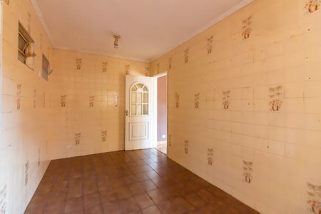 Casa à venda com 170m², 2 quartos e 4 vagas Casa à venda com 170m², 2 quartos e 4 vagasCozinha