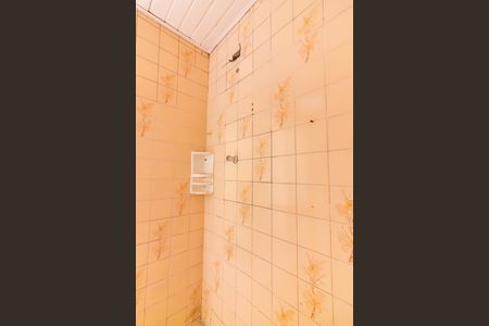 Casa à venda com 170m², 2 quartos e 4 vagas Casa à venda com 170m², 2 quartos e 4 vagasBanheiro 2
