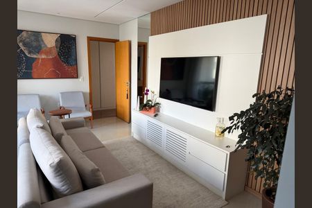 Sala  de apartamento para alugar com 3 quartos, 130m² em Funcionários, Belo Horizonte
