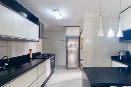 Apartamento para alugar com 104m², 3 quartos e 2 vagas Apartamento para alugar com 104m², 3 quartos e 2 vagasCozinha